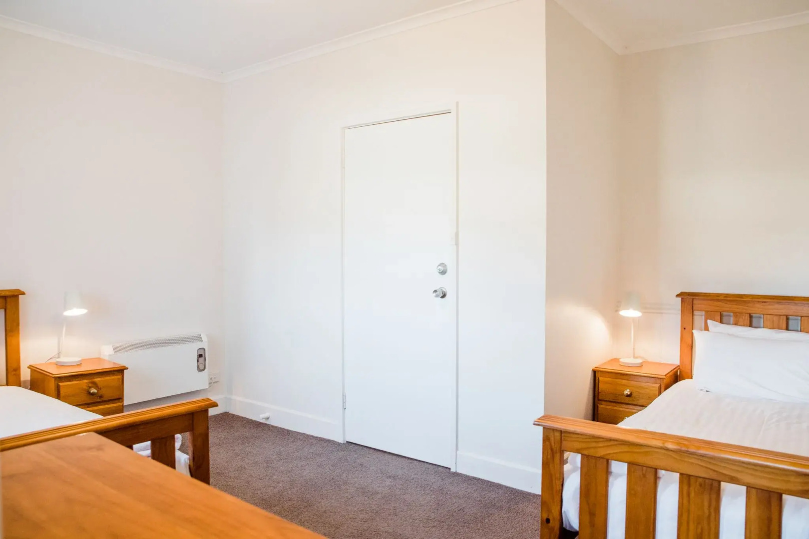 Low Head Pilot Station