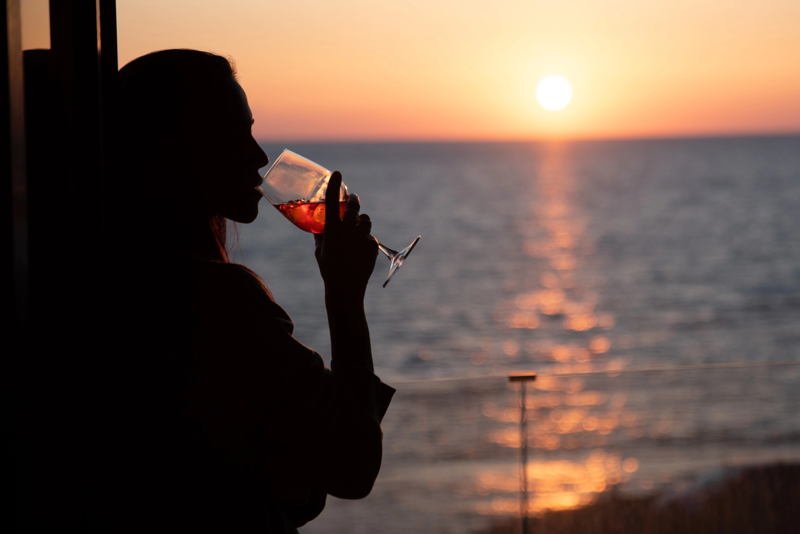 Mirazur Seafront Sunset Villa