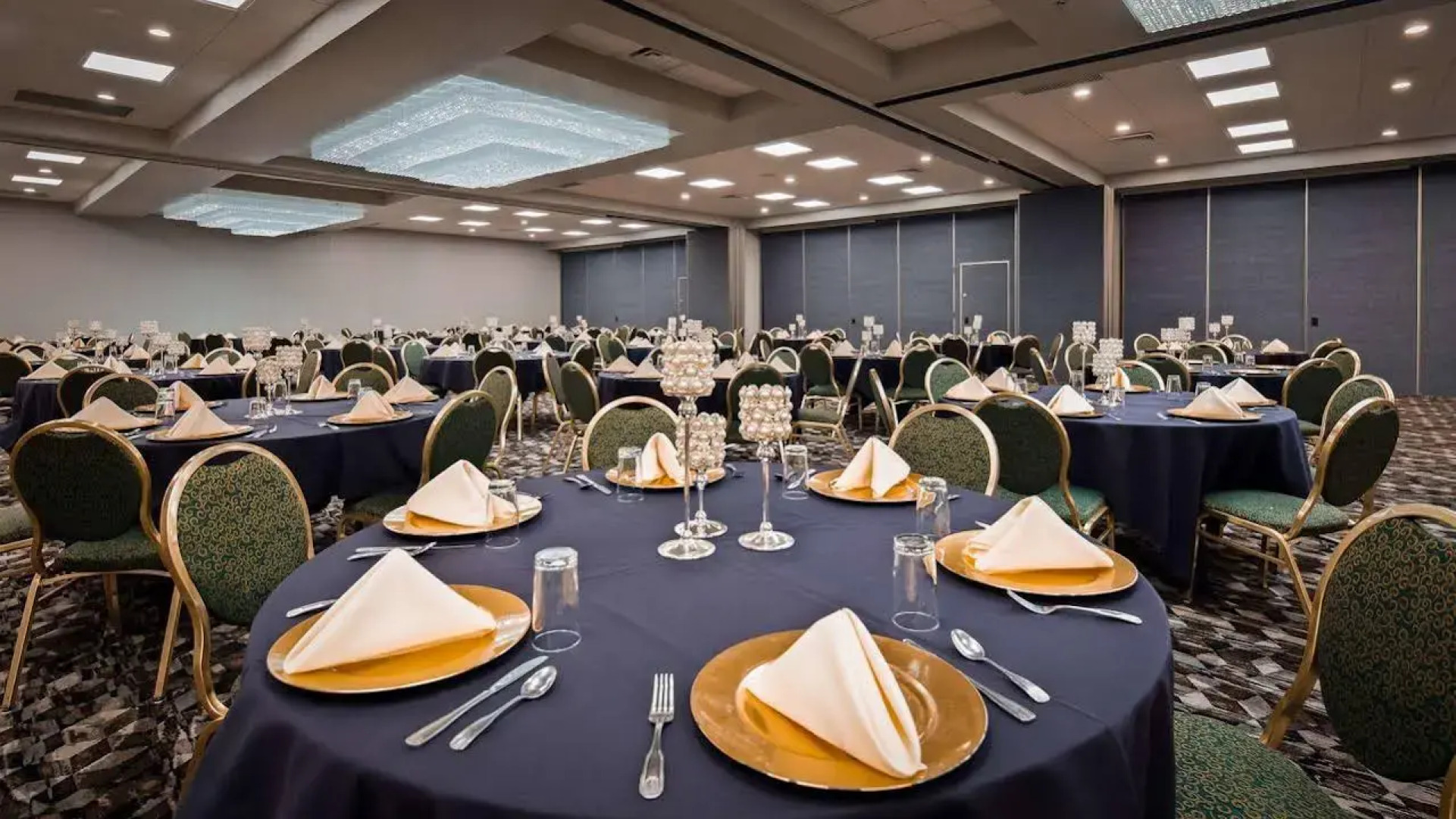 M Hotel & Conference Center