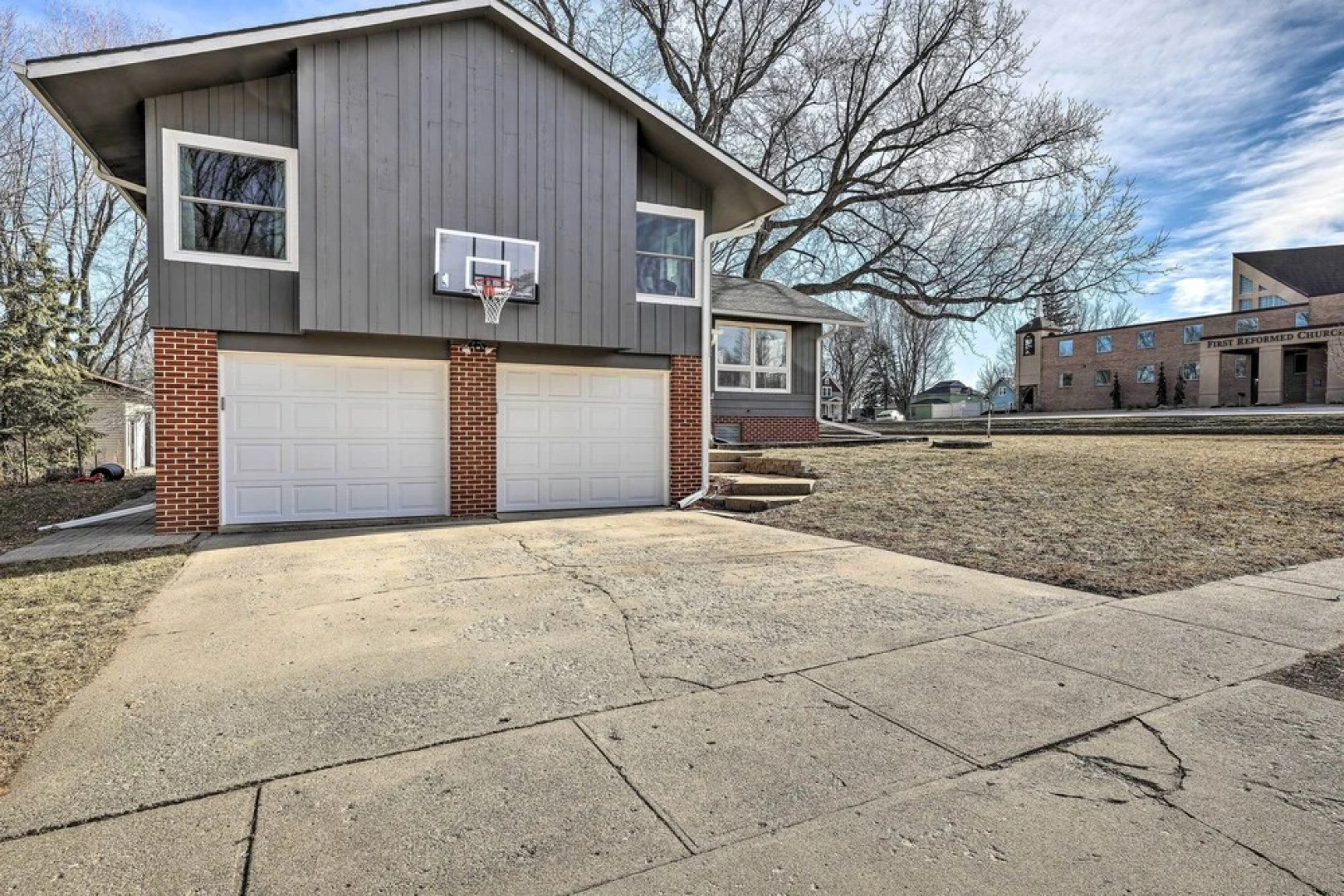 Sioux Center Split-level Home w/ Game Room!