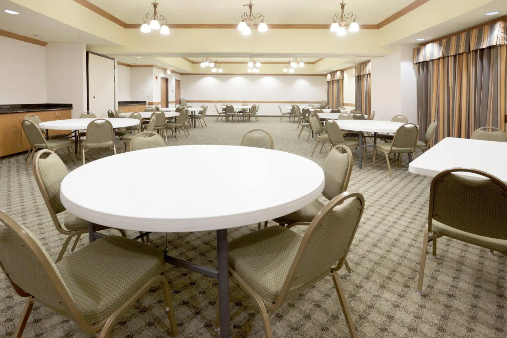 Holiday Inn Express & Suites Zapata by IHG