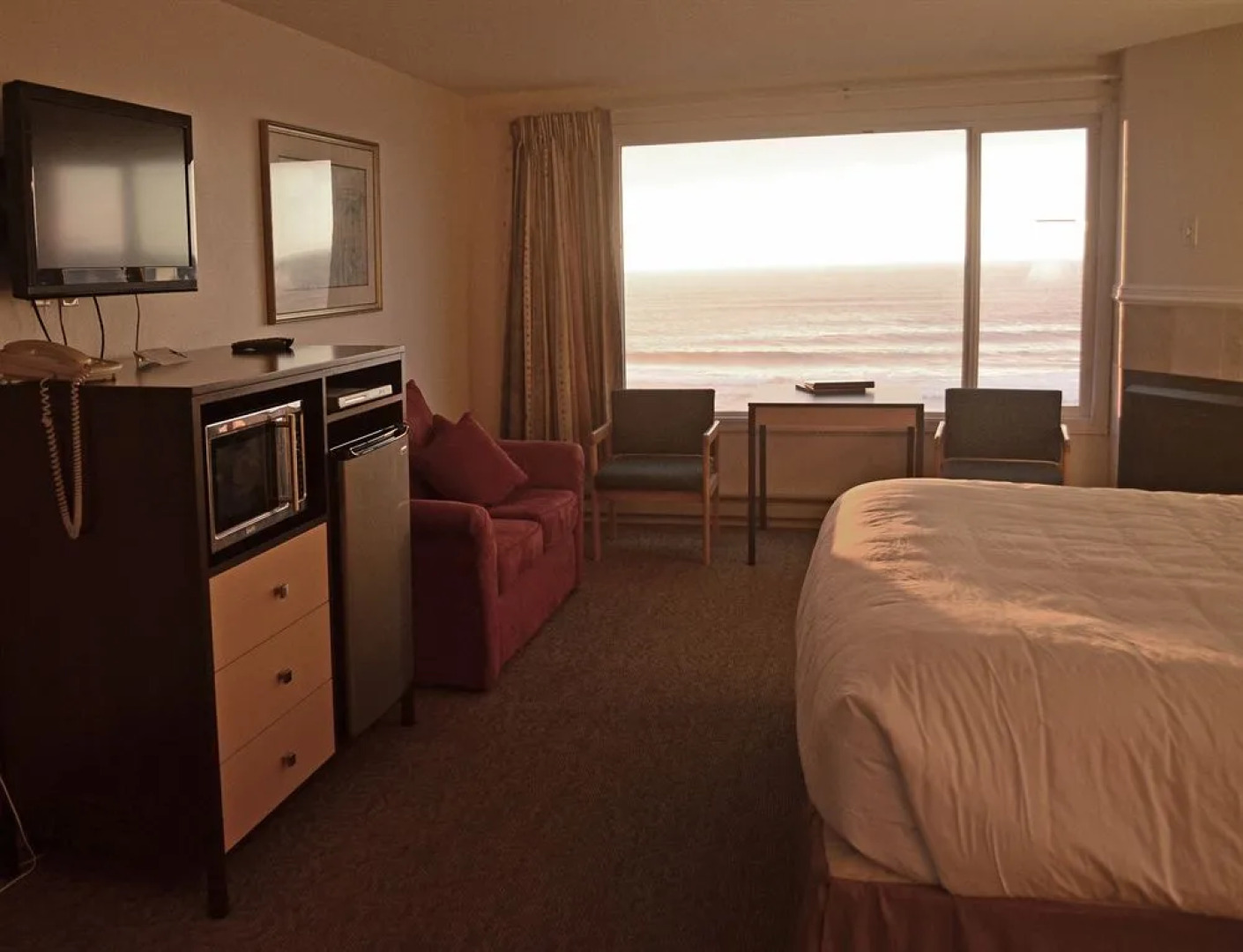 Sailor Jack's Oceanfront Inn