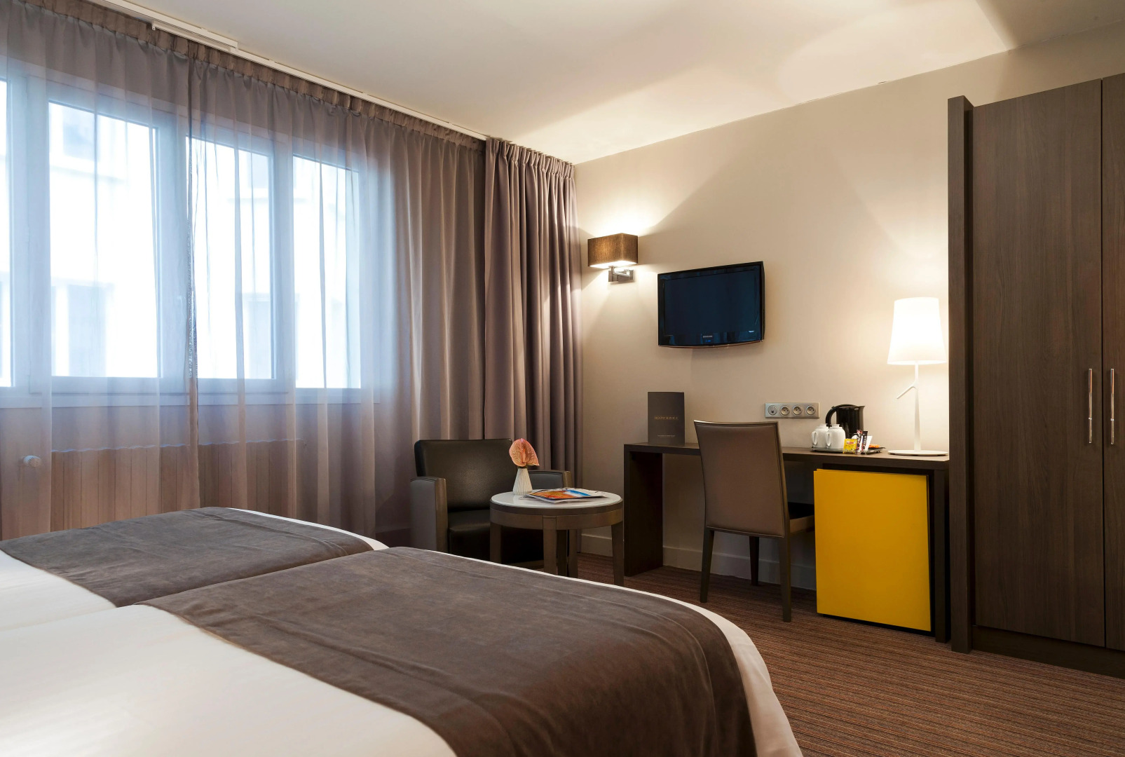 Timhotel Opera Blanche Fontaine