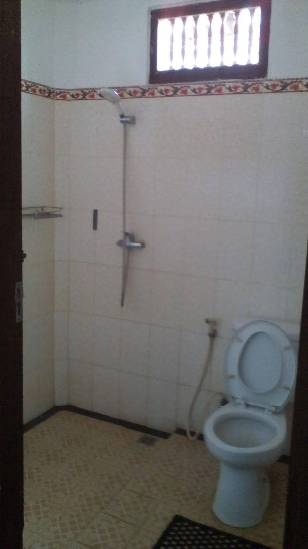 Puri Mandhara Lovina