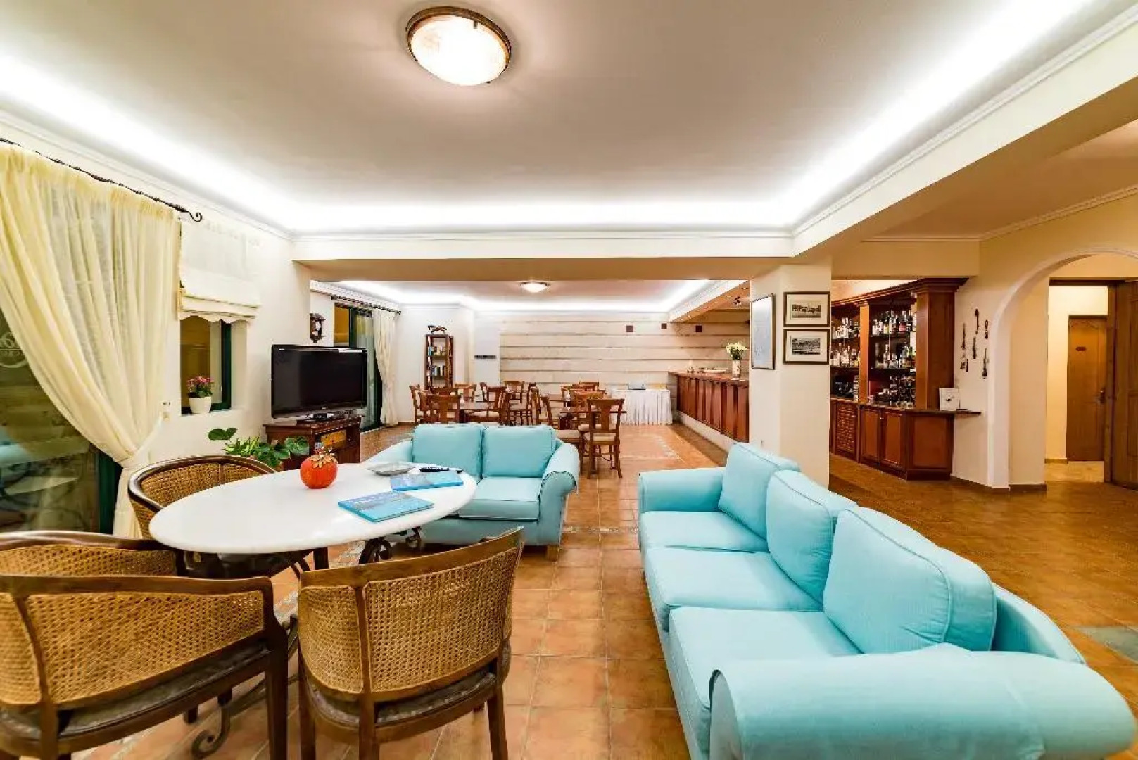 Andreolas Luxury Suites