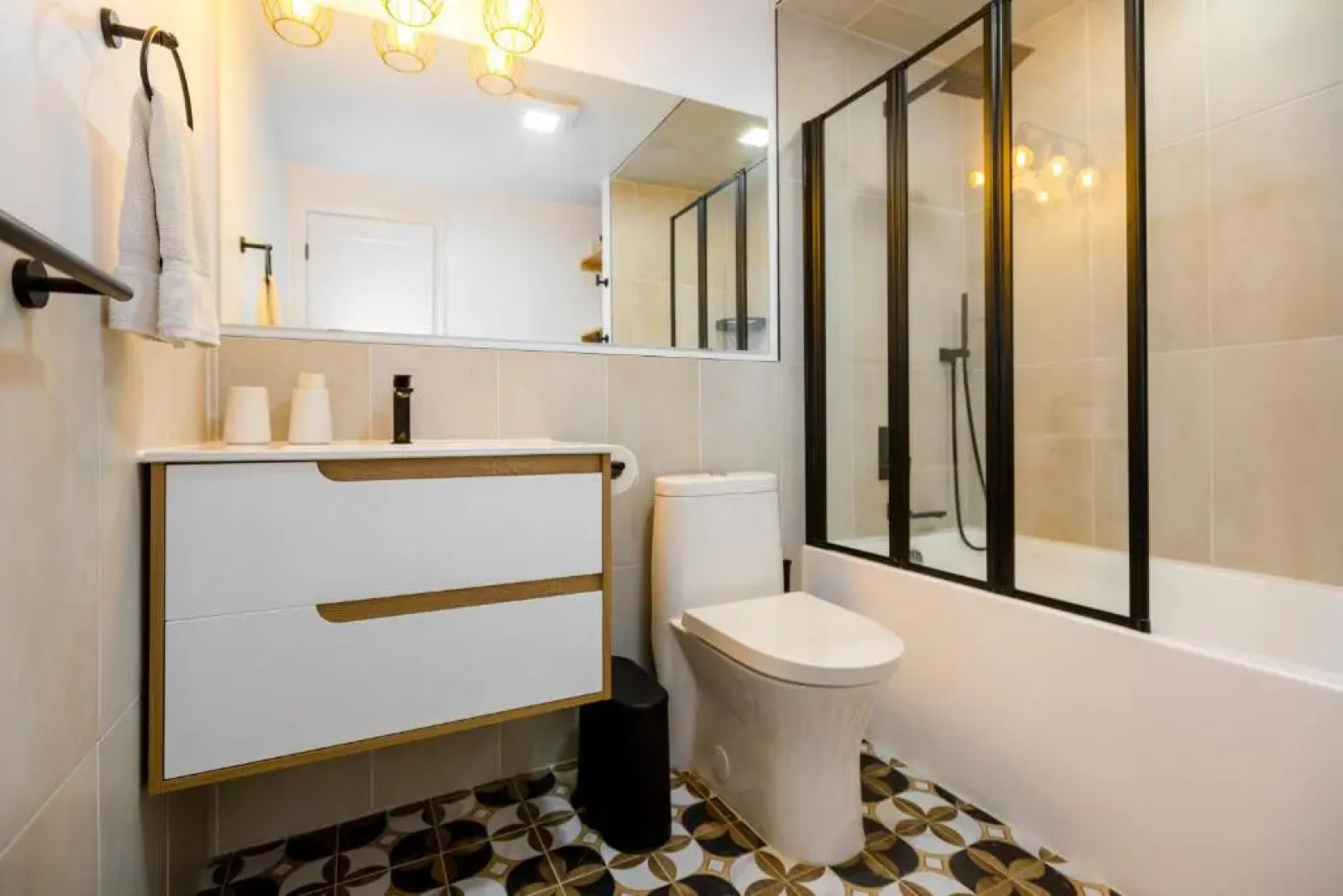 Cosy 3-Bedroom Home in Quiet Cul-de-Sac.