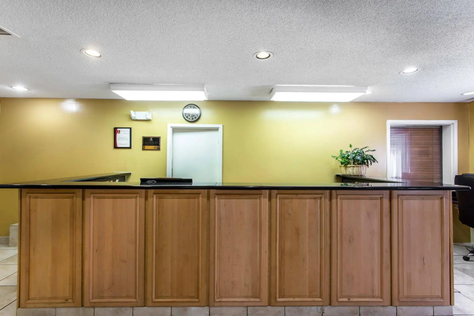 Lake Norman Inn and Suites