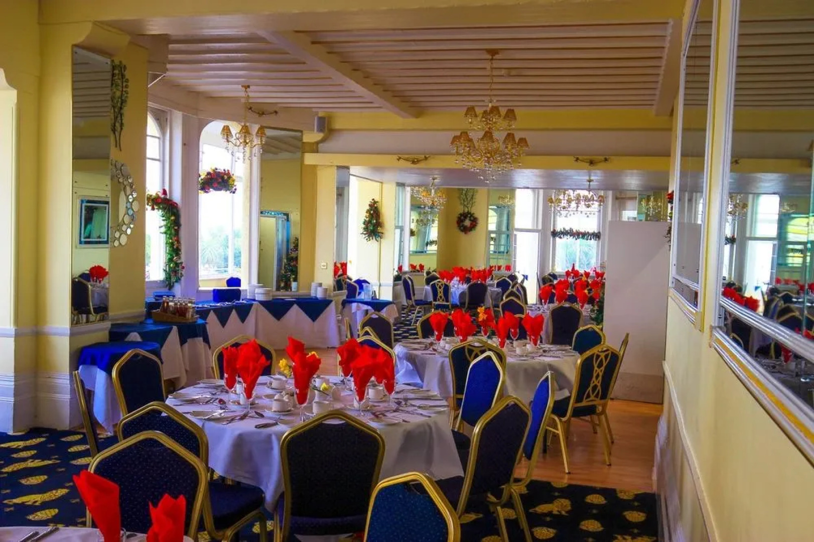 The Mansion Lions Hotel