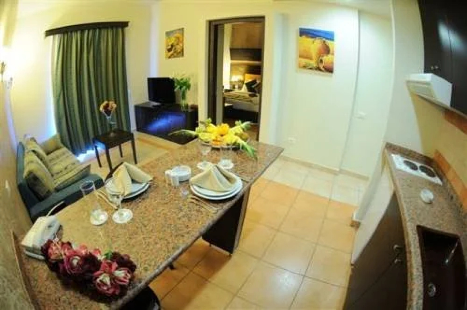 Sun Hills Suites Hotel