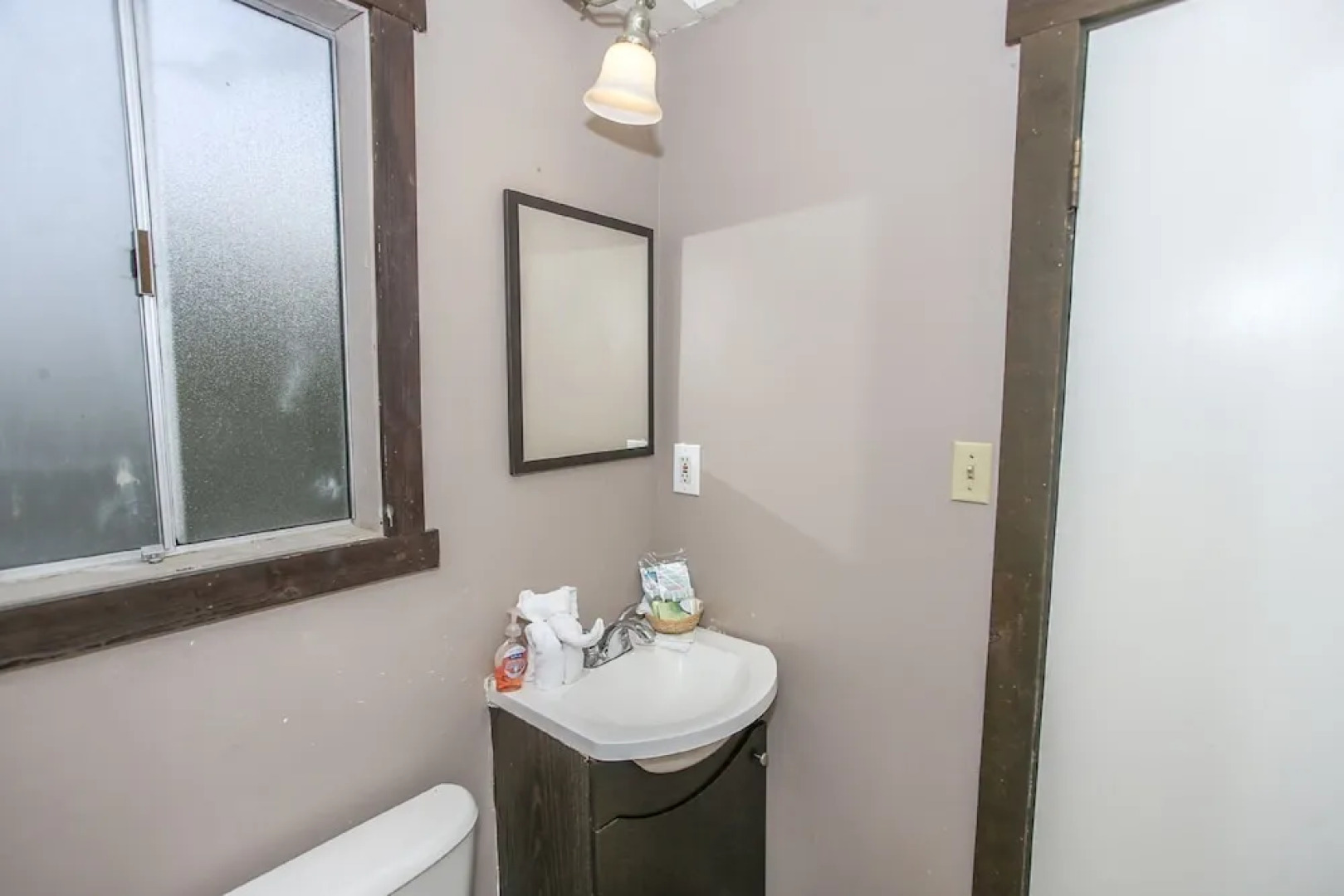 RedAwning Tree House