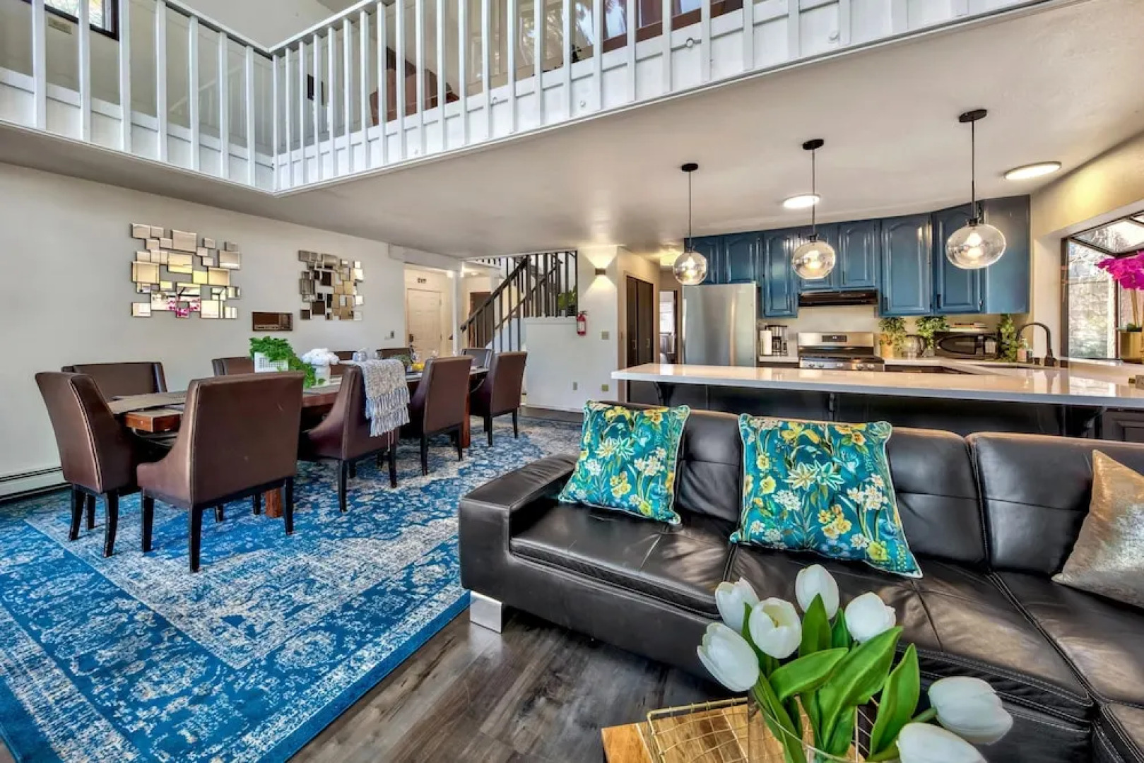 Mv49 Lake Tahoe a Block From the Caverock Beach