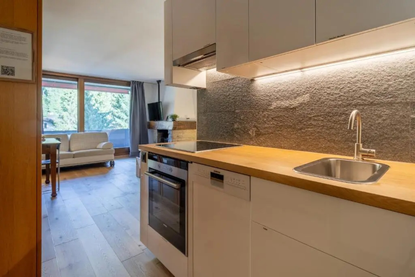 LAAX Homes - Rancho 446