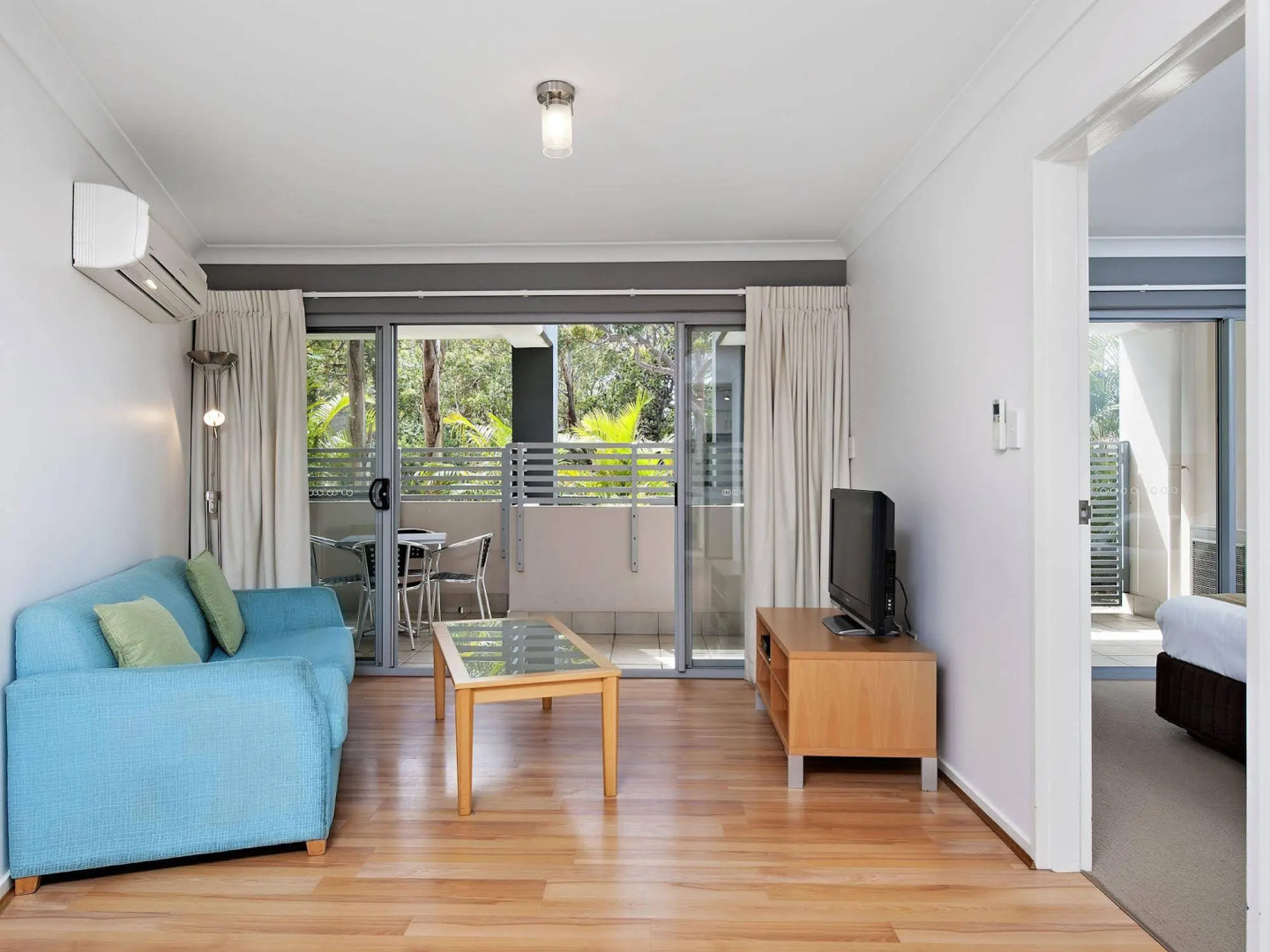 Shoal Bay Beachclub Apartments