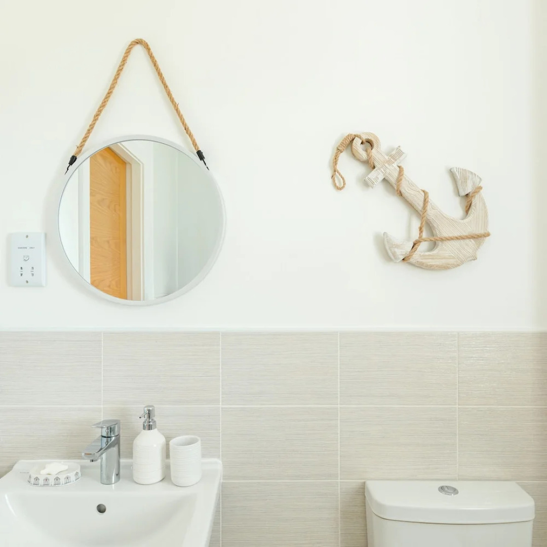 Wee Jules By The Sea