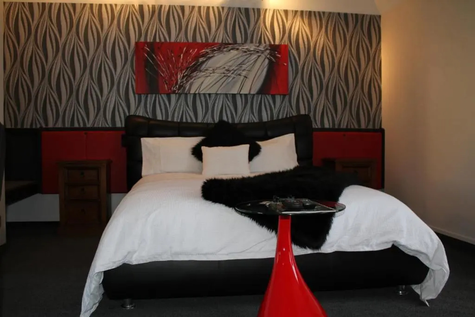 Birchwood Manor Motel