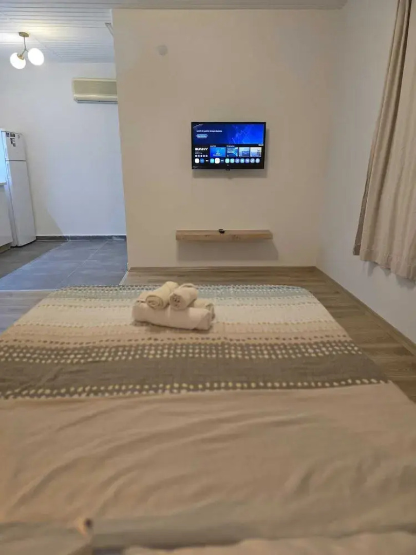 VILLA OLINDA 4 BED with huge garden