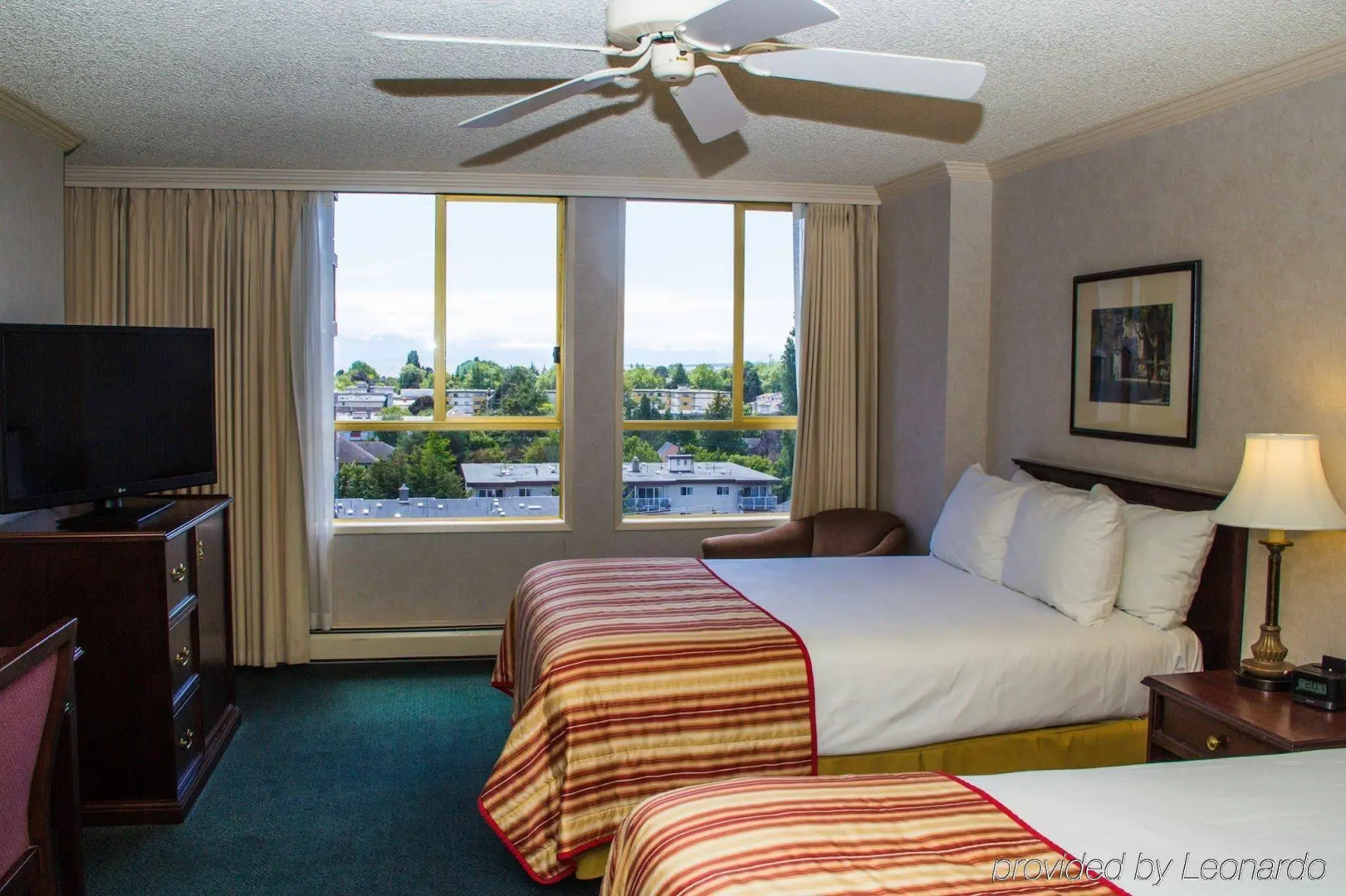 Harbour Towers Hotel & Suites