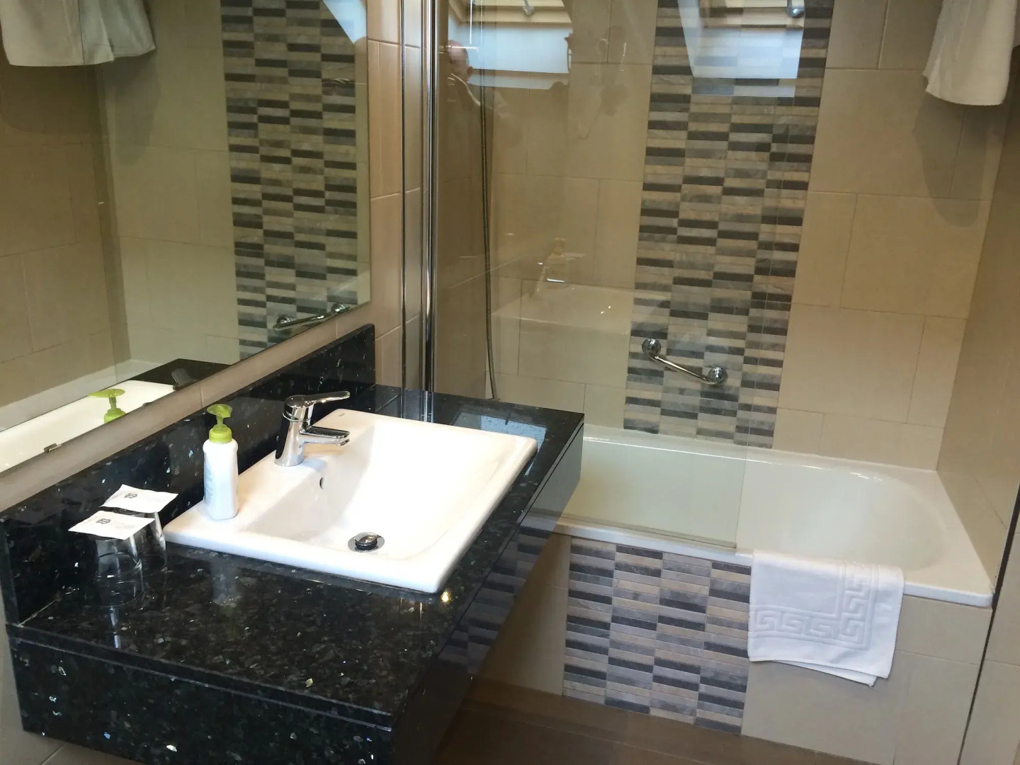 Hotel Castilla Guerrero