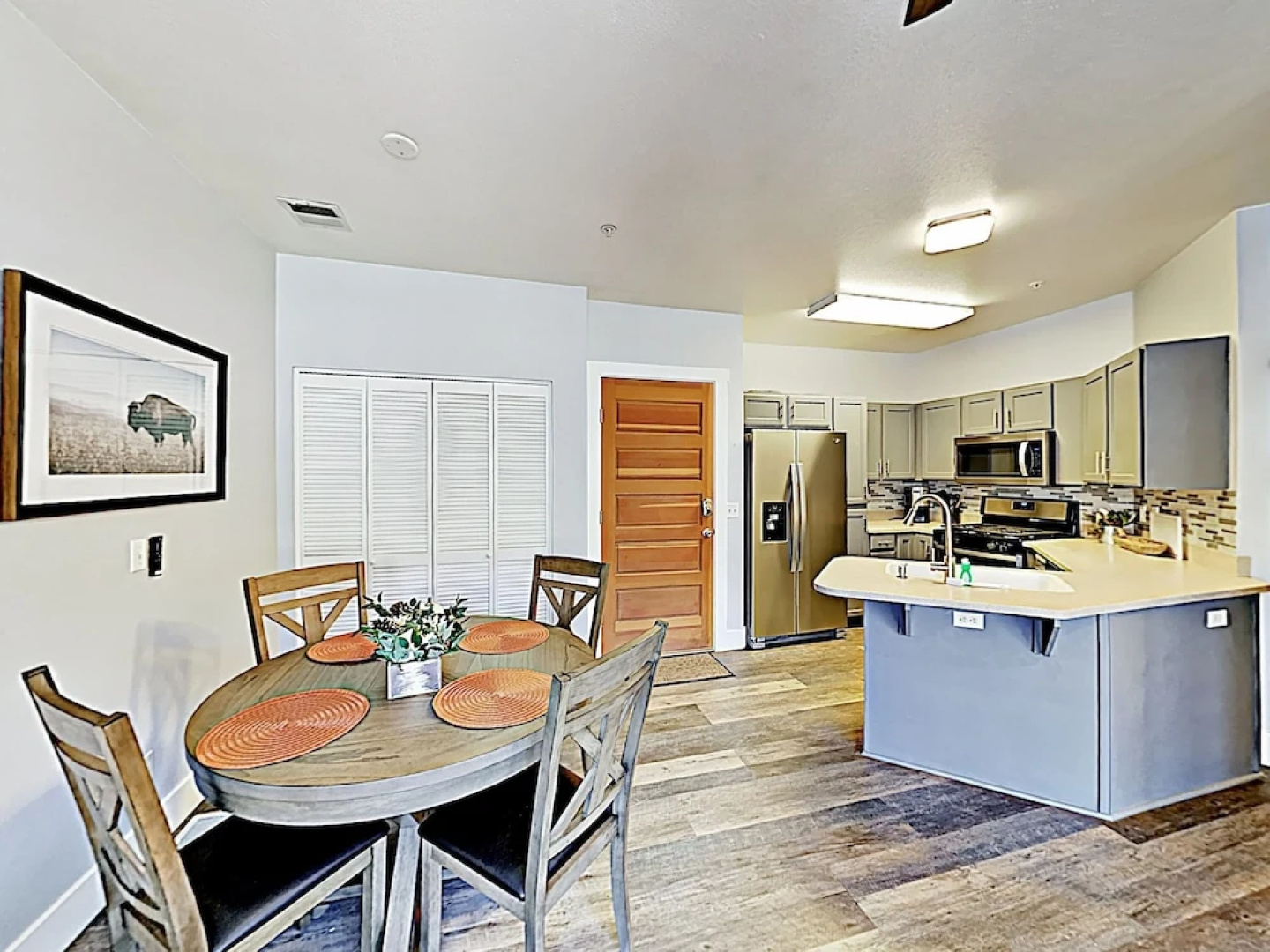 Contemporary Alpine Getaway W/ Wraparound Deck 1 Bedroom Condo