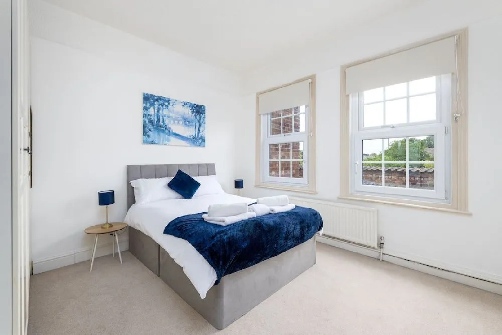 The Lincoln Book Inn