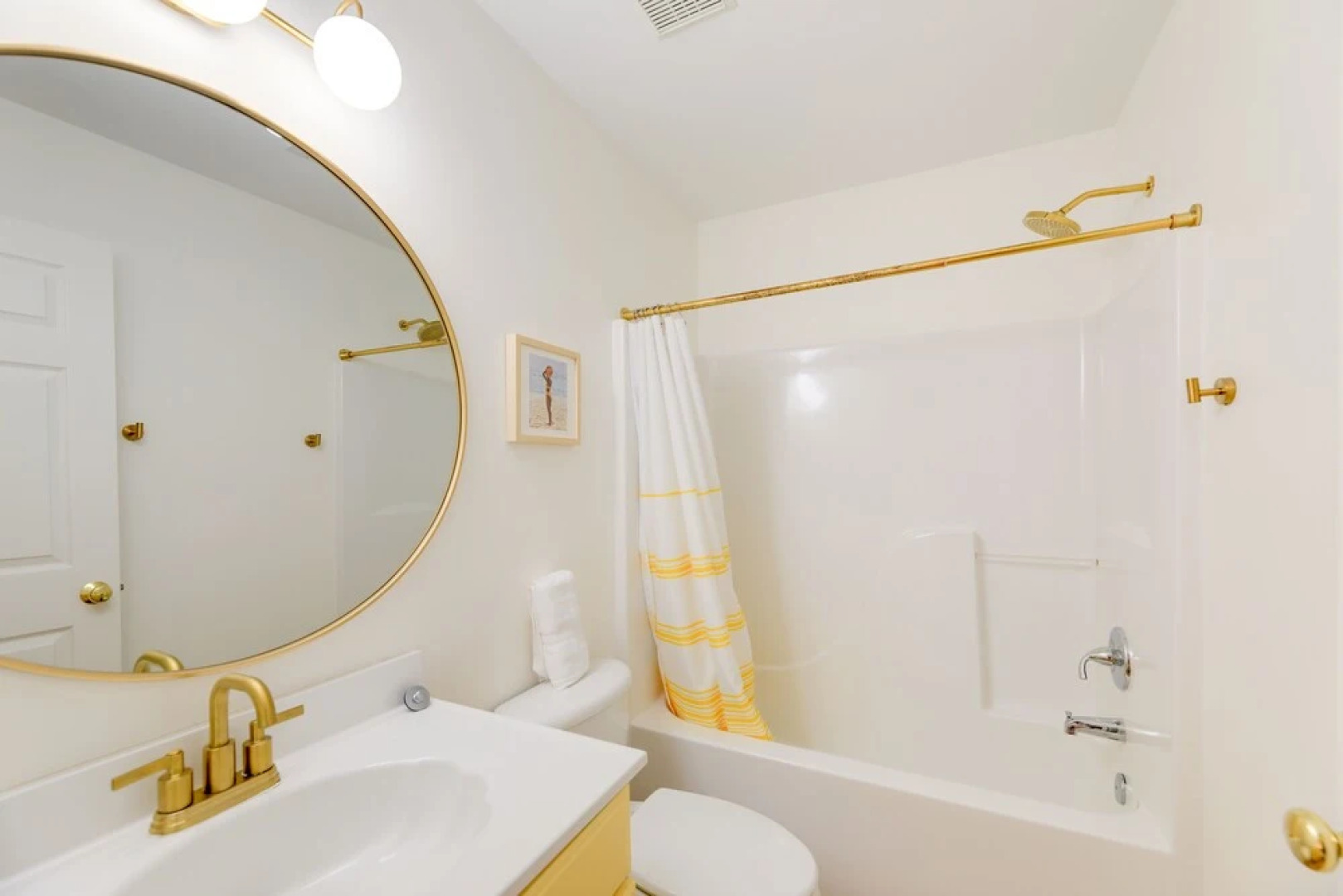 North Topsail Beach Home - Walk to the Ocean!