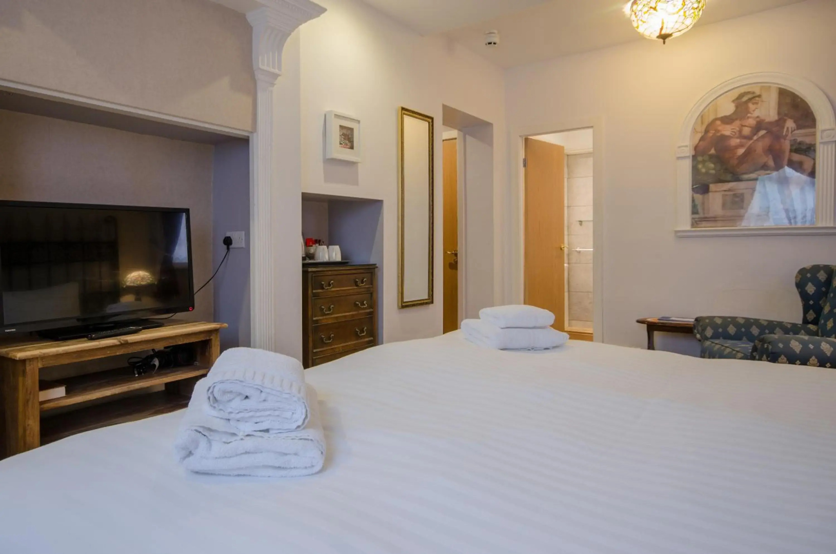 Dukes Folly Hotel