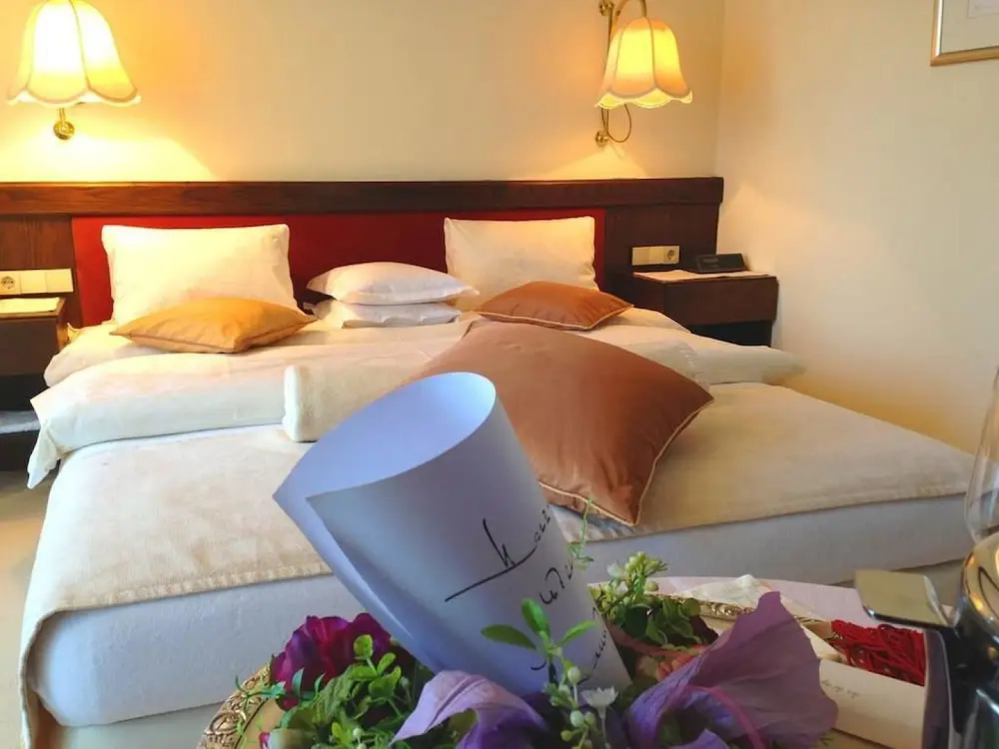 Dietrichsteinerhof Apartments & Rooms