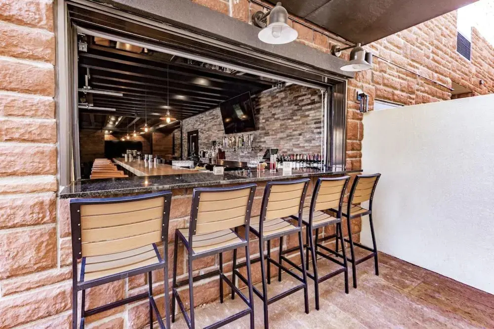 Cobblestone Hotel & Suites - Superior