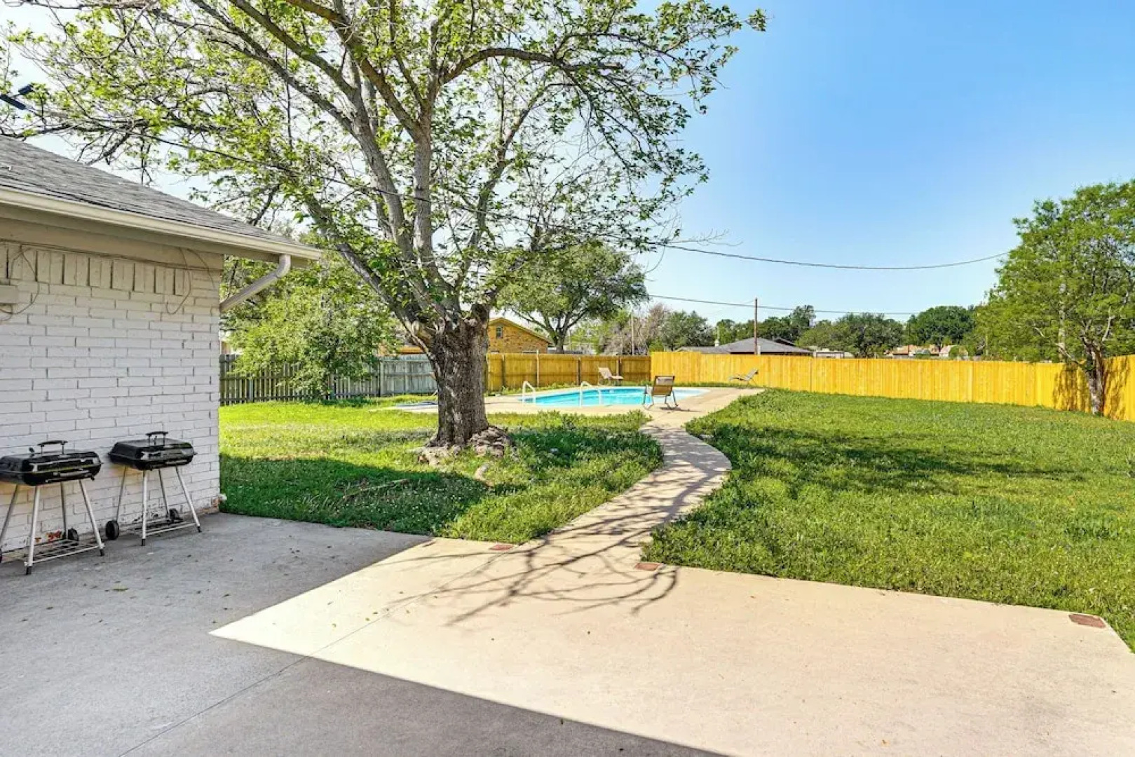 2 Mi to Lake: Home w/ Game Room, Pool & Fast Wifi!