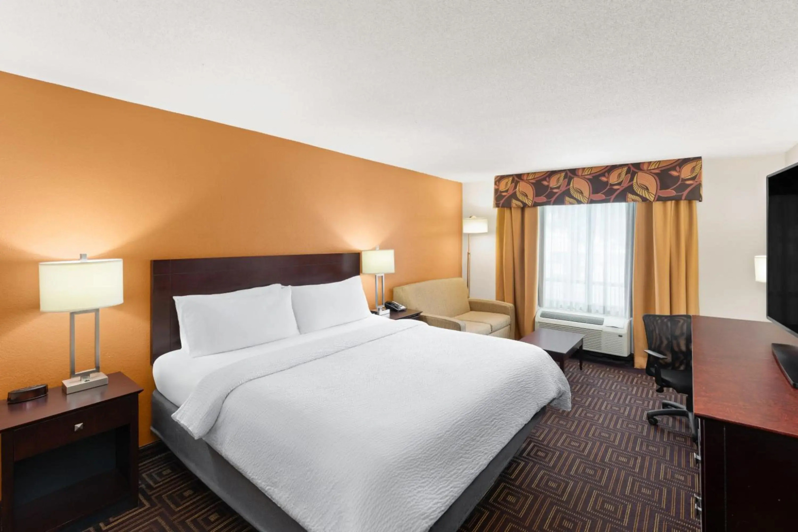 Holiday Inn Knoxville West- Cedar Bluff Rd by IHG