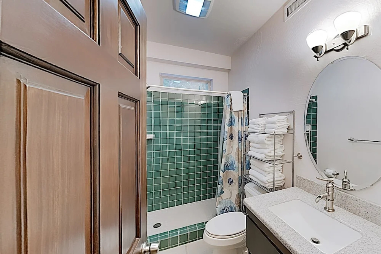 New Listing! Serenity Lake House On The Siltcoos 3 Bedroom Home