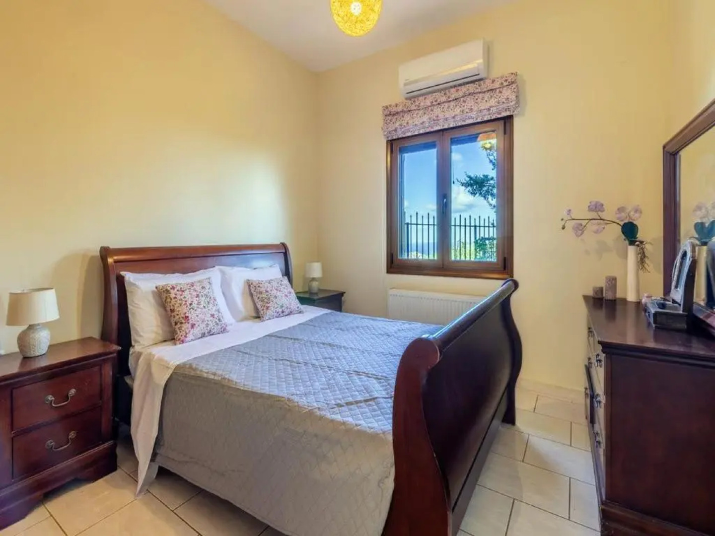 Roza House With Great View