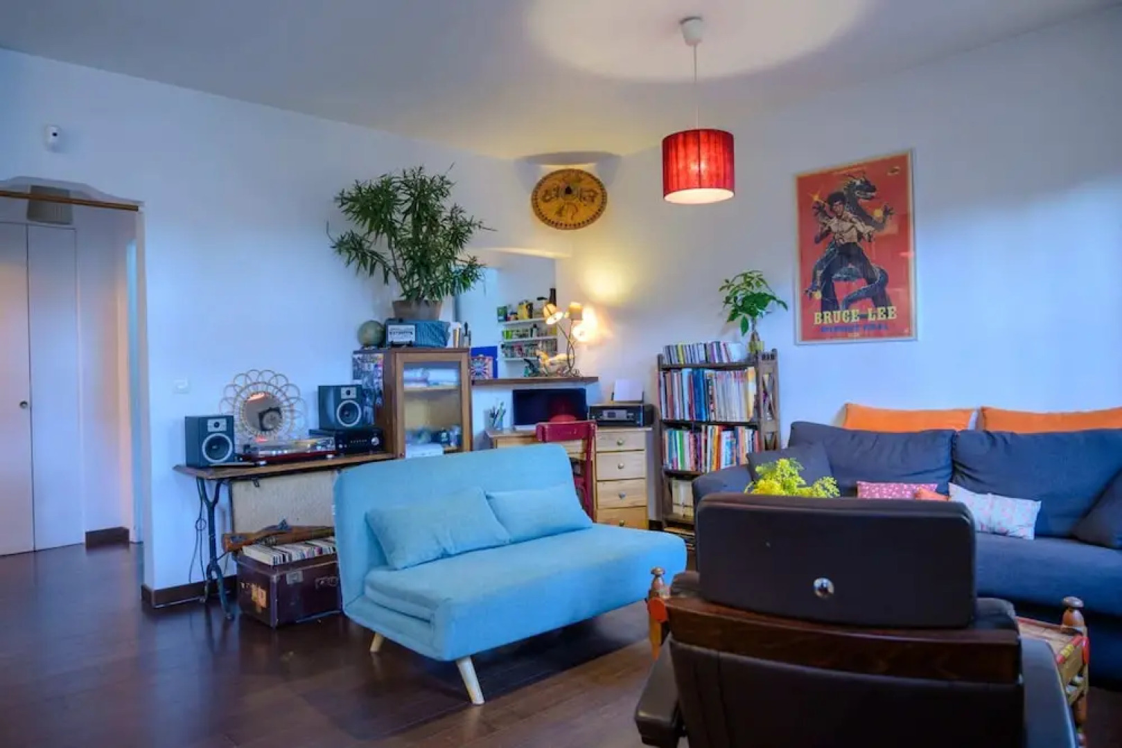 Nice house with garden to visit Paris