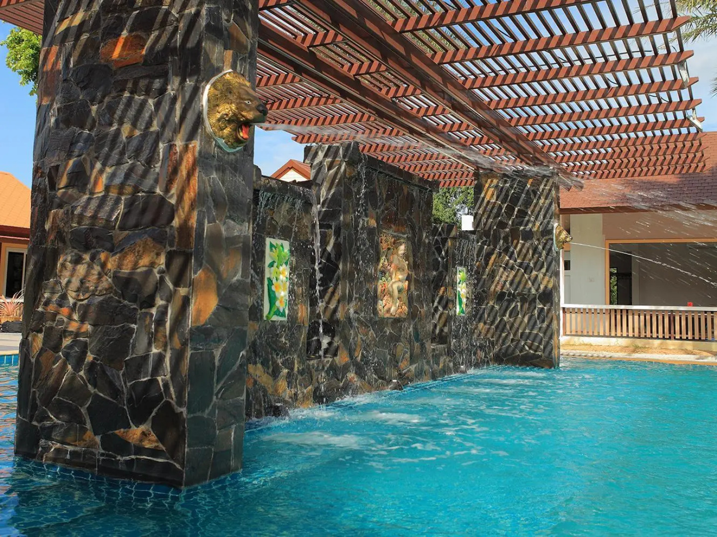 Pueanjai Resort and Restuarant