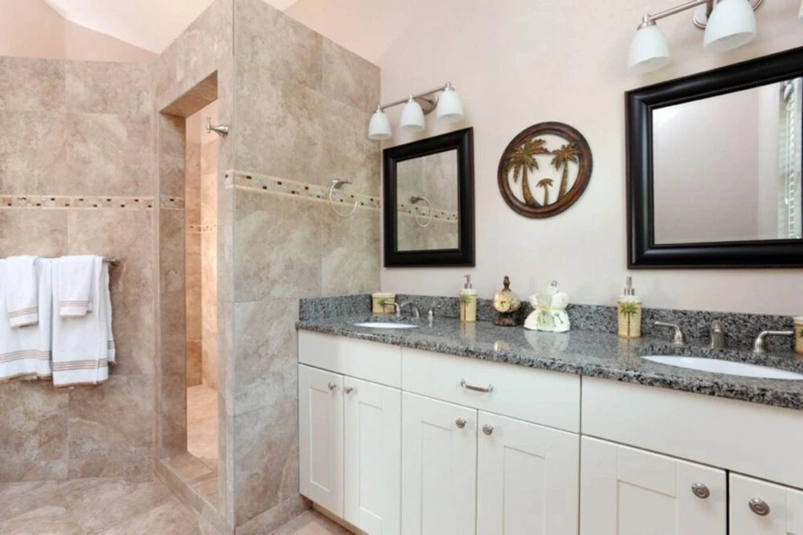 Pau Pau Beach Estate by Eleuthera Vacation Rentals