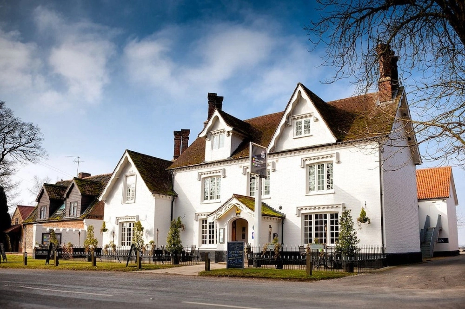 The Kings Head Country Hotel