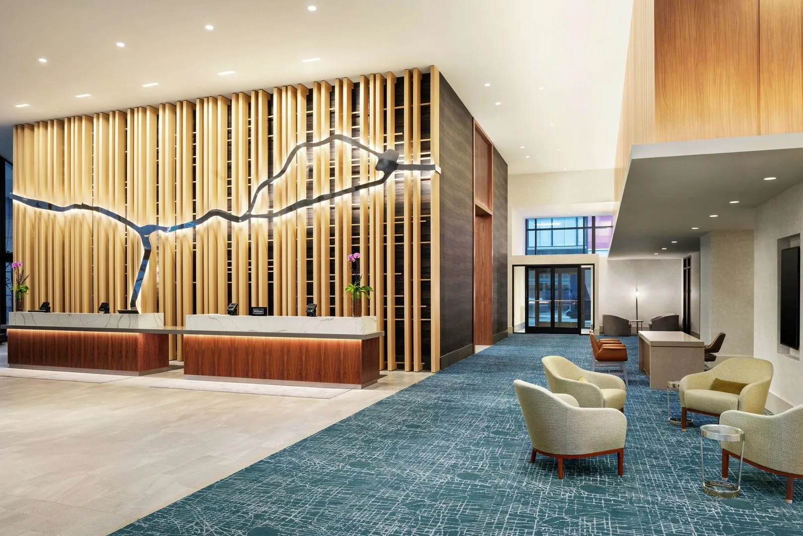 DoubleTree by Hilton Chicago - Magnificent Mile