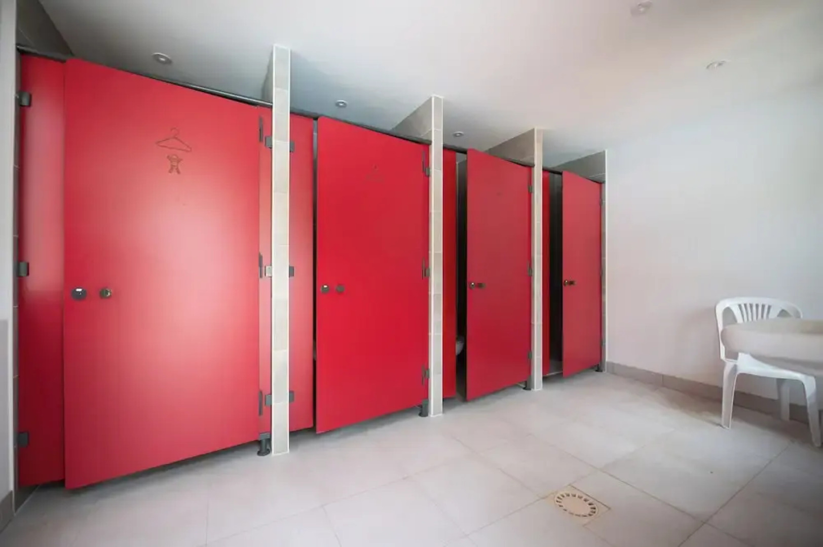 Logis Hôtel Domaine les Falaises