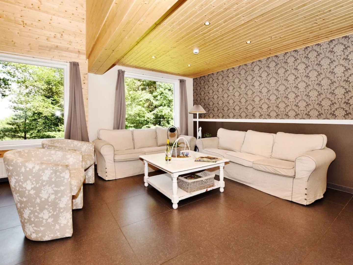 Cozy Chalet in Soy with Sauna