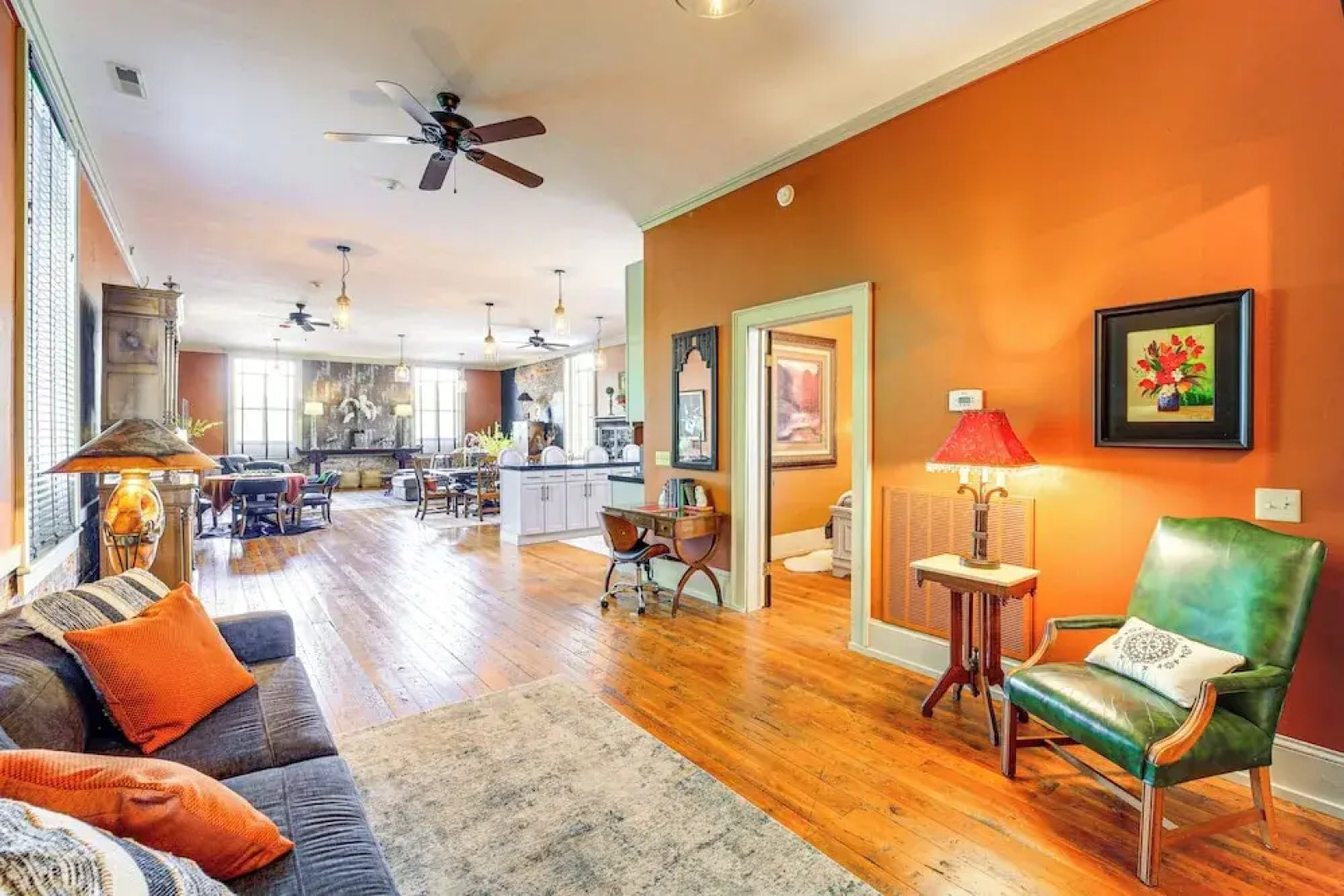 Walkable Wytheville Loft on Main Street!