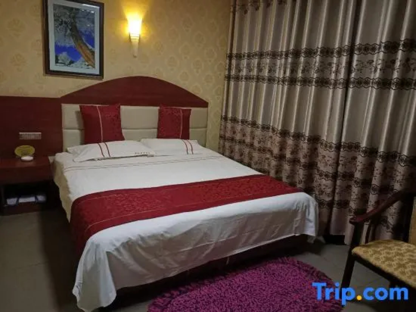 Luntai Xianghe Fashion Hotel