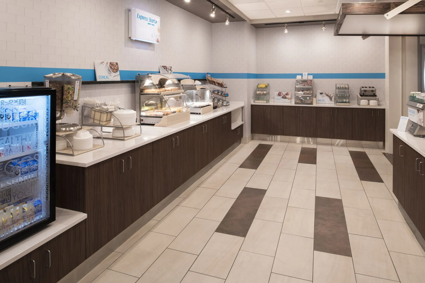 Holiday Inn Express & Suites Kingdom City by IHG