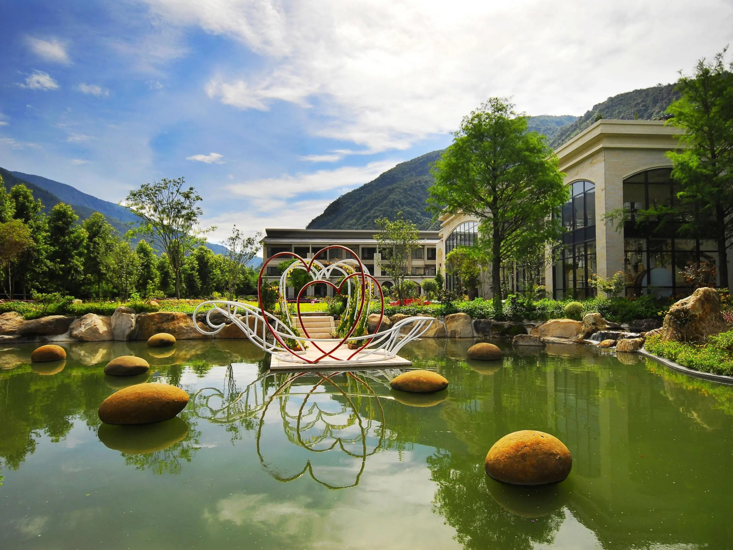 Tai Yi Red Maple Resort
