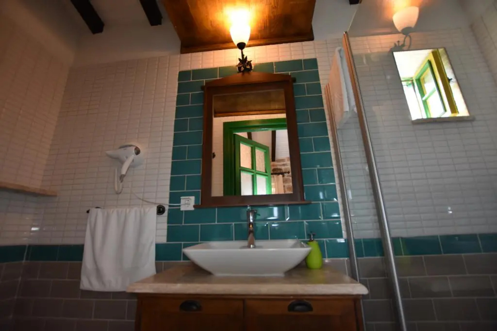 Imbros Yeşil Ev Hotel