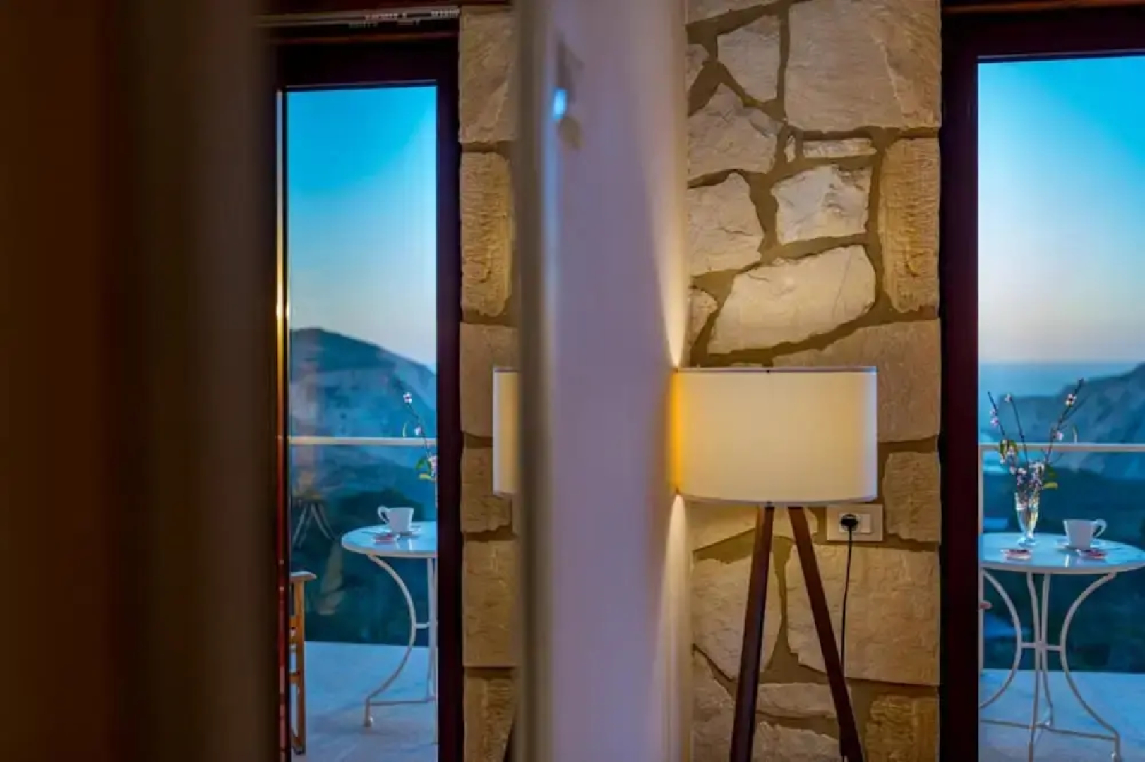 Arca Villa - Enchanting Sunset!