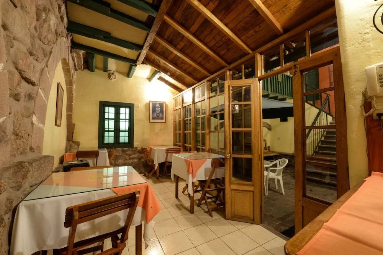 Hitchhikers Cusco Hostel