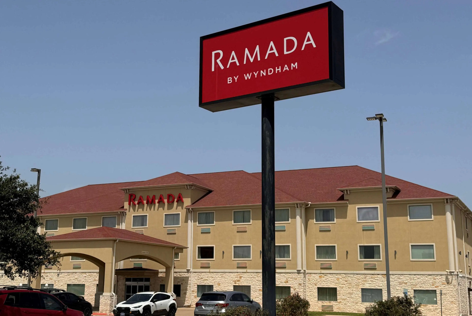 Ramada by Wyndham College Station