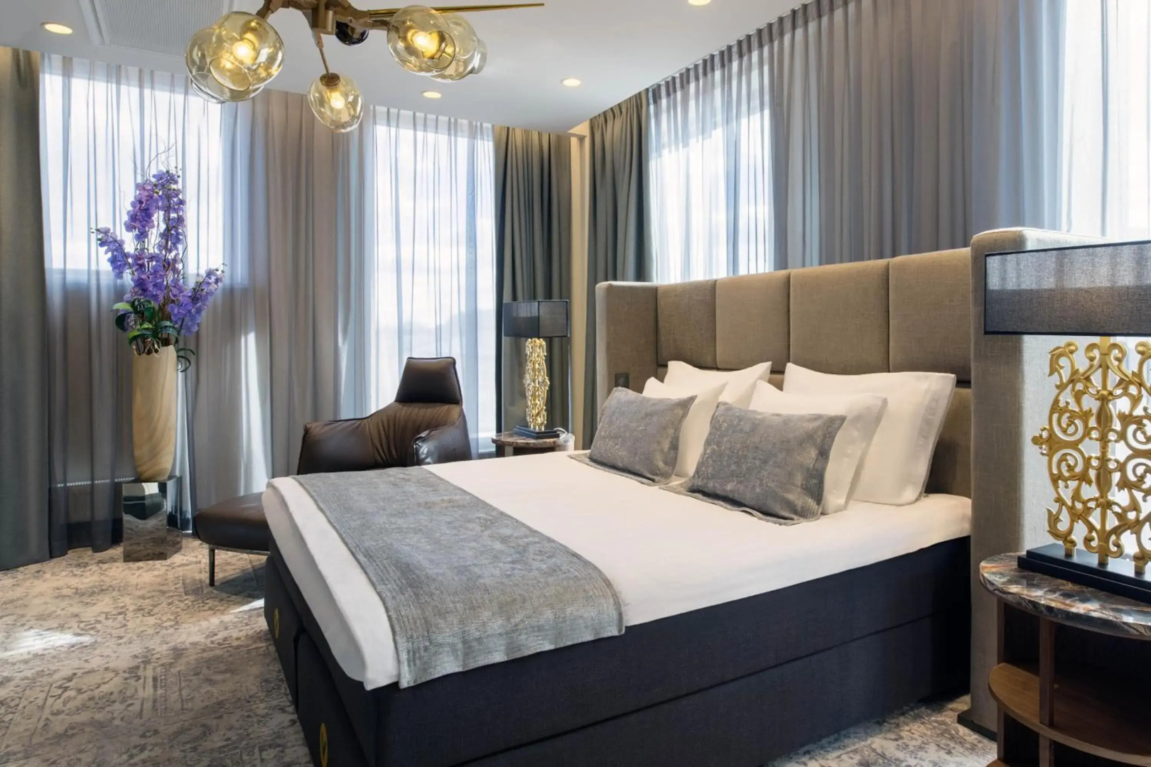 Спа- и конференц-отель V