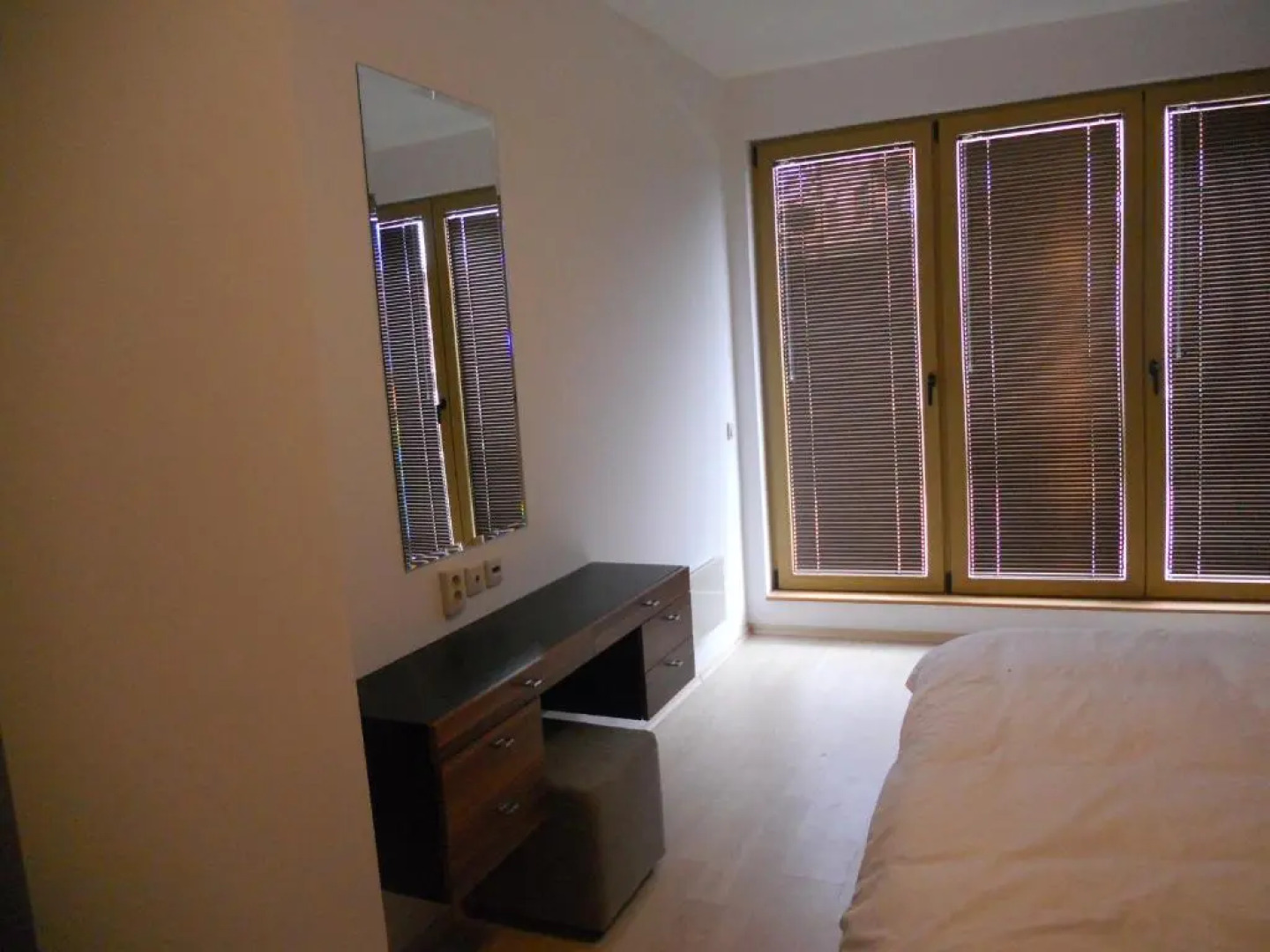 Roy's Apartment in St John Park