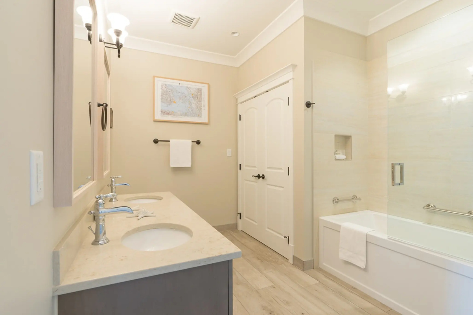 SookePoint Ocean Cottage Resort